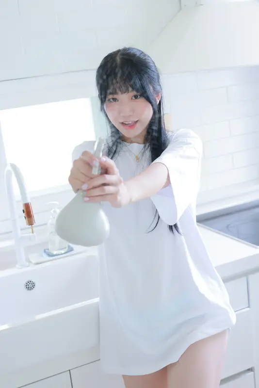 CREAM YUI - SWEETBOX